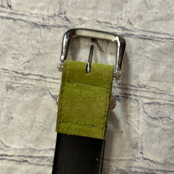 ABSOLUTELY FRESH GREEN PIG SKIN CUT OUTS SILVER TONE BUCKLE BELT WOMEN’S MED - Picture 3 of 8